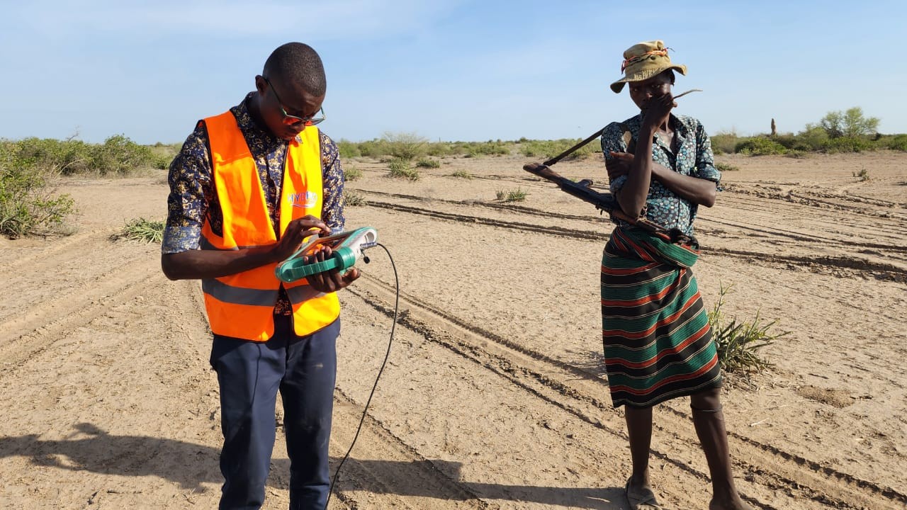 Hydrogeological survey team